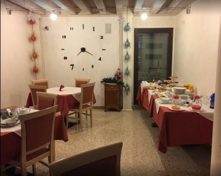 Al Bagolaro Bed and Breakfast Crocetta del Montello Exteriör bild